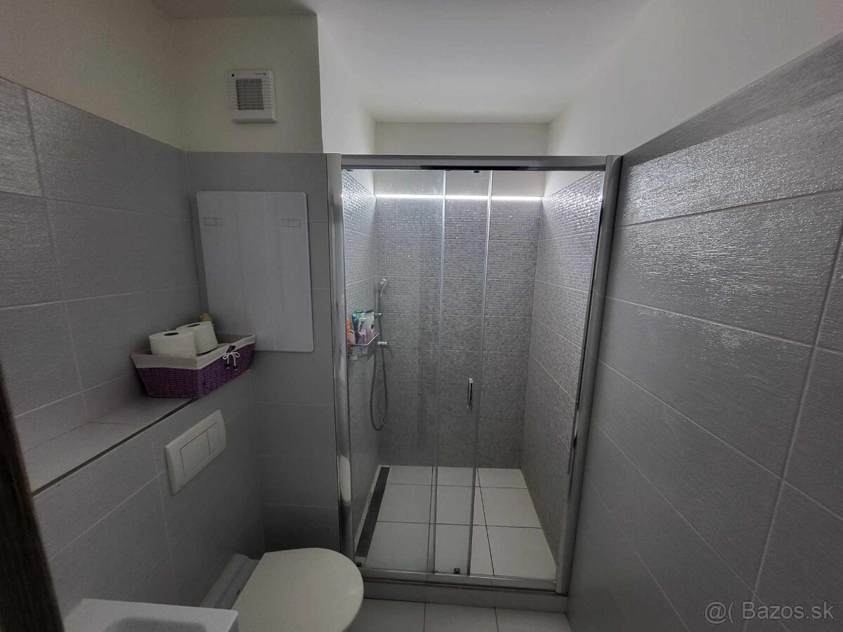 Na prenájom kompletne zariadená garzónka 20 m2 - 7