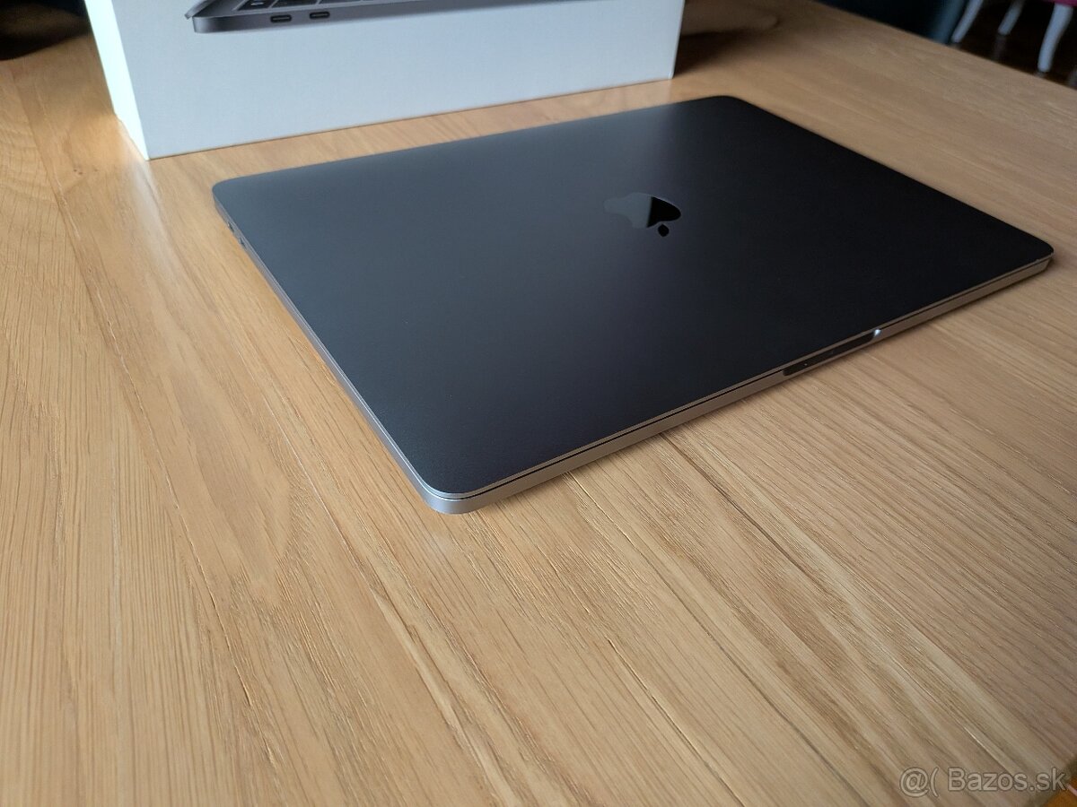 MacBook Pro 13” (2019) - 7