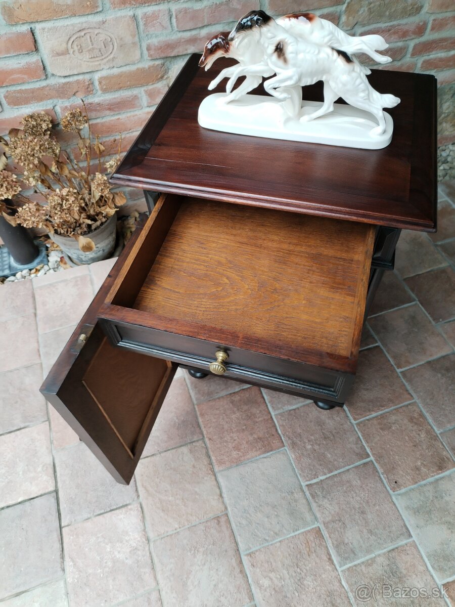 Starožitna skrinka, nočný stolík - 7