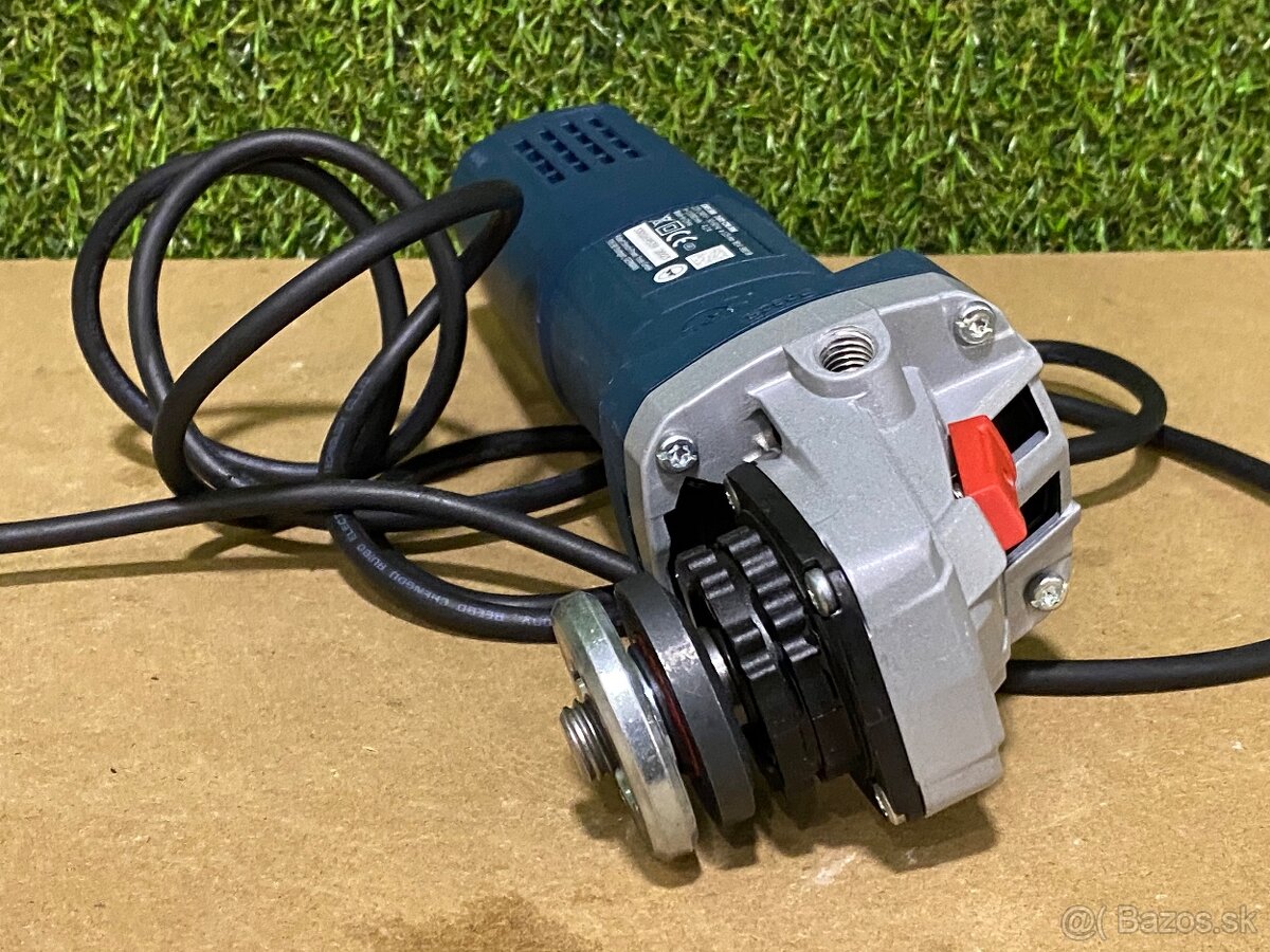 BOSCH Uhlová brúska GWS 880 - 7