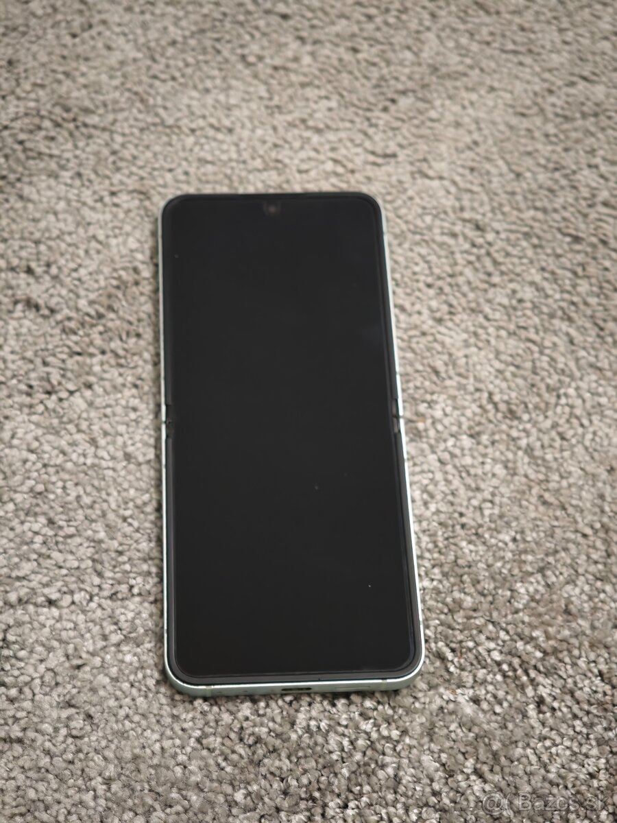Samsung Z flip 6 - 7