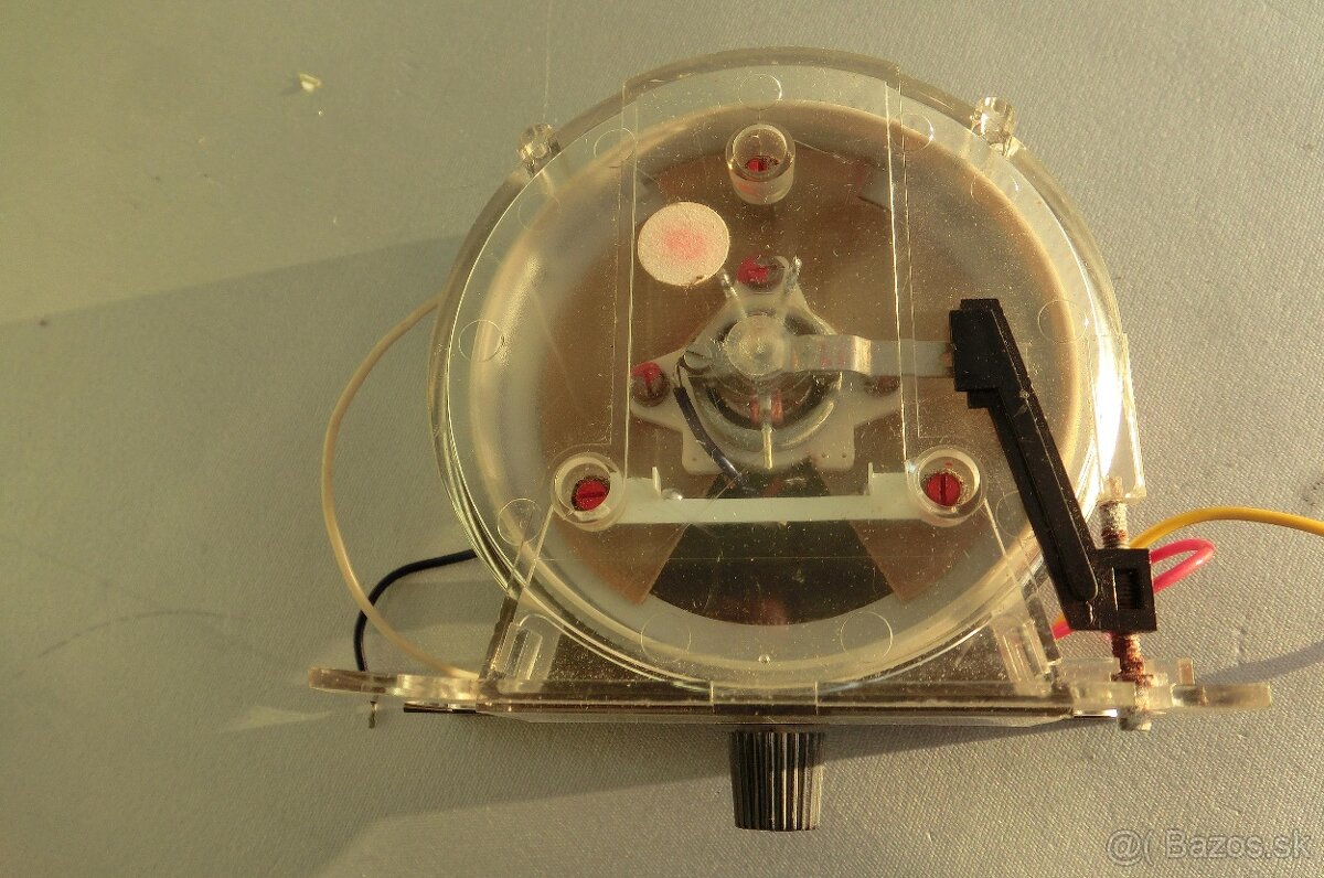 Rôzne meracie prístroje . - 7