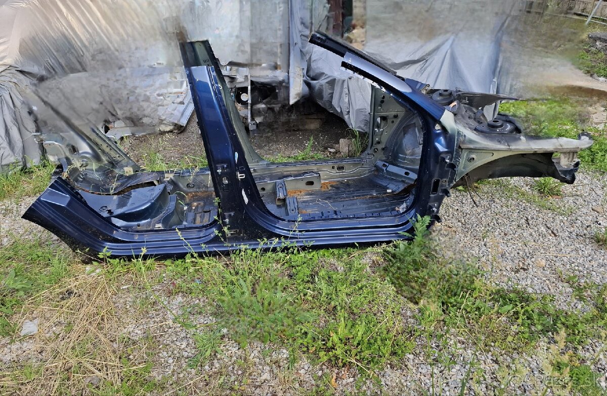 bočnica, prah, stĺpik, nosník Superb 2 - 7