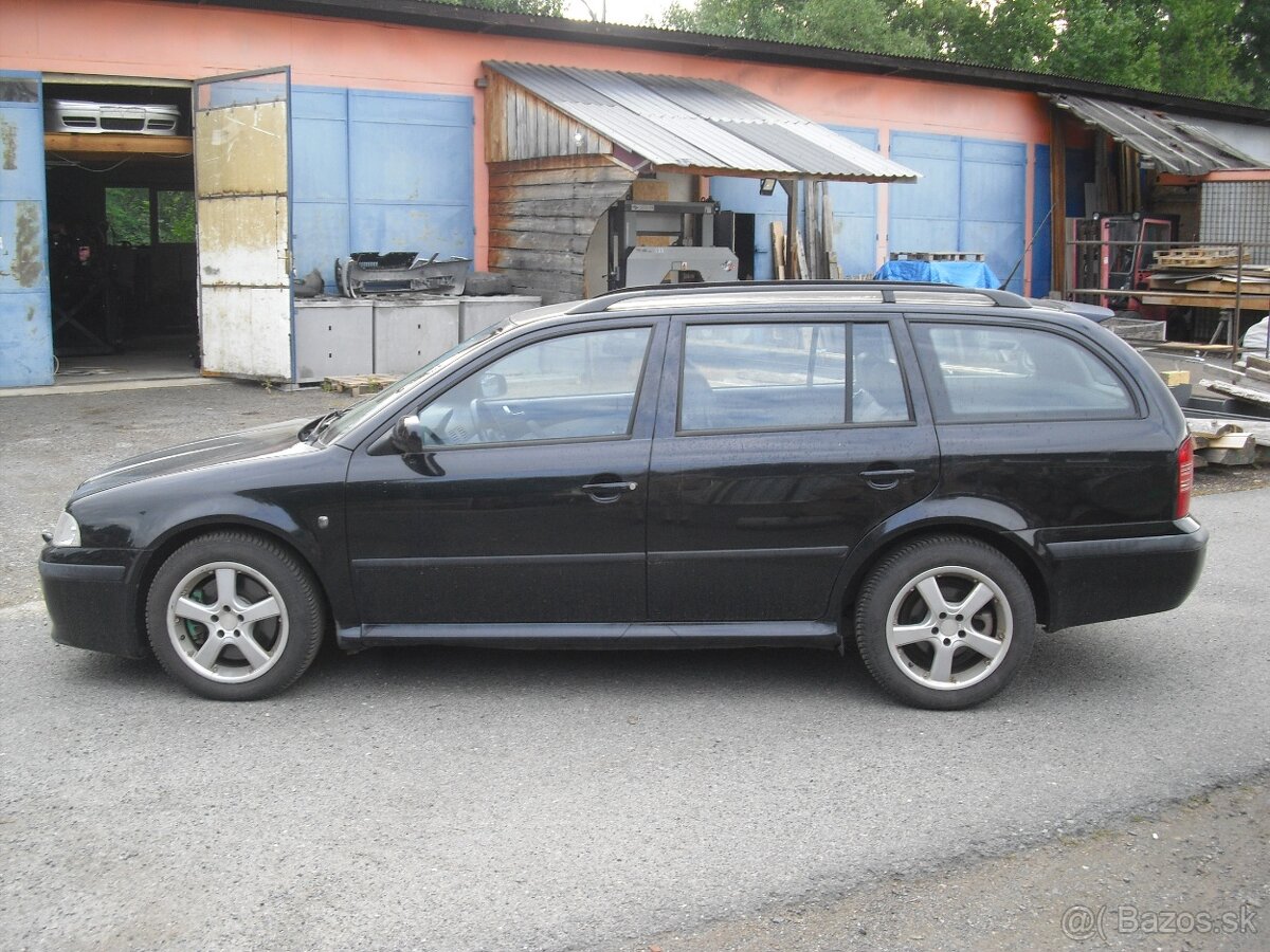 Skoda Octavia RS1 Kombi - 7