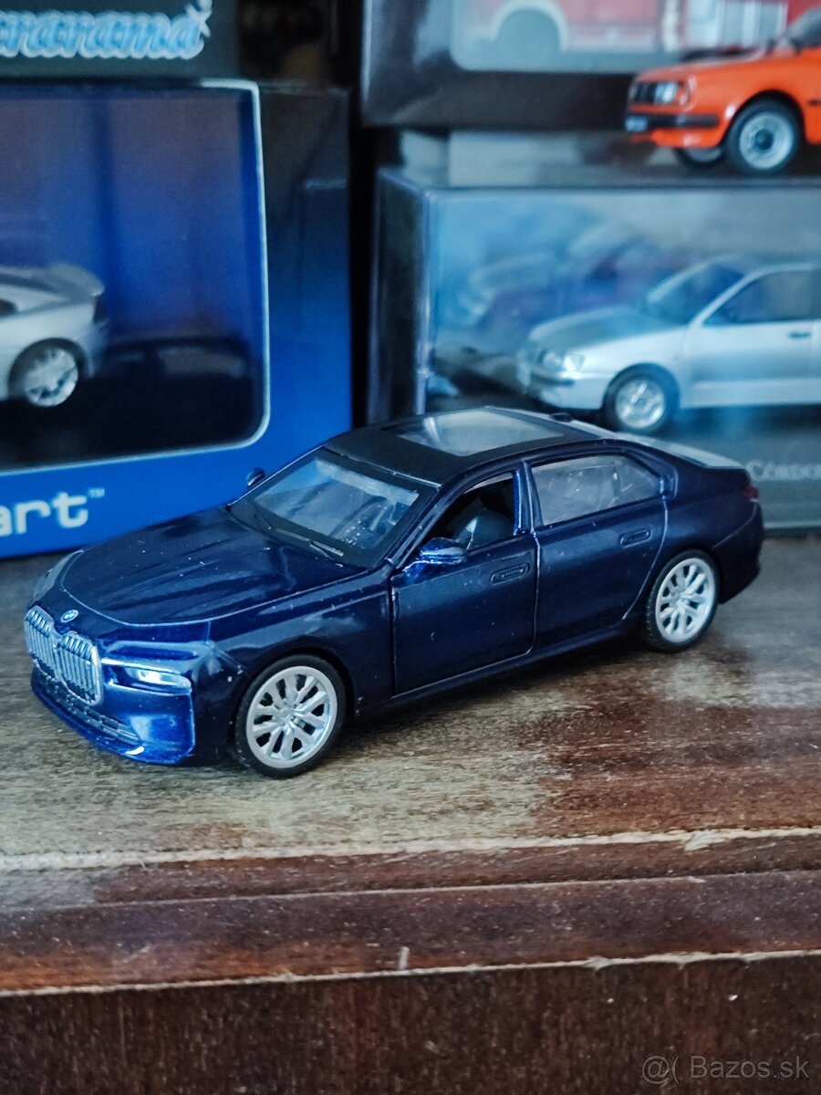 BMW modely 1:43 časť 1 - 7