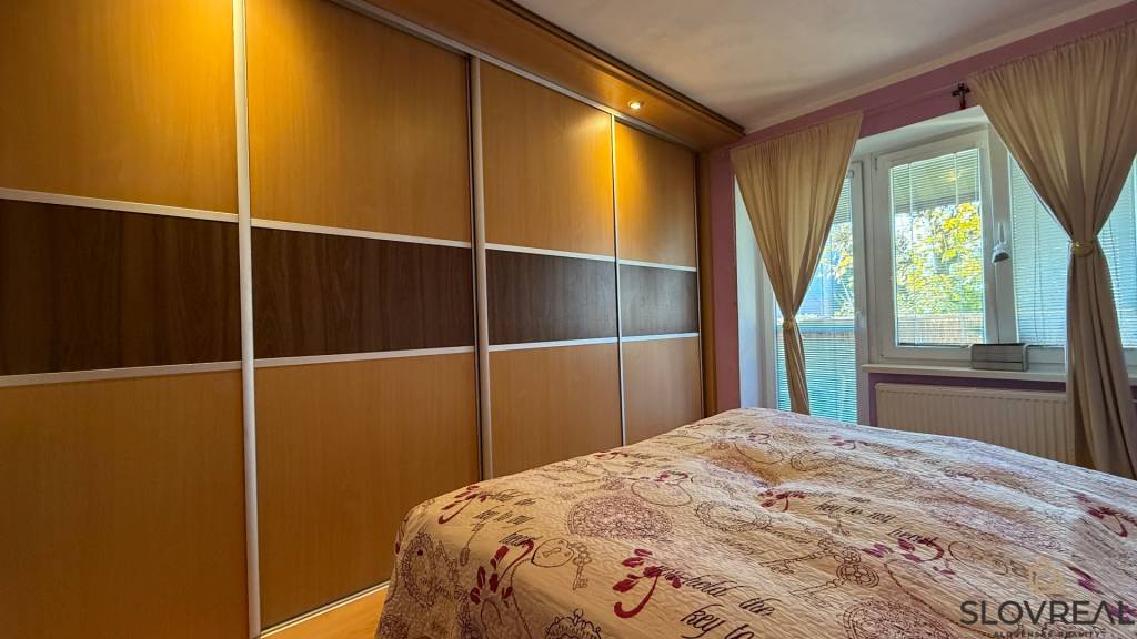 SLOVREAL na predaj kompletne zrekonštruovaný 2,5i byt, Žiar - 7