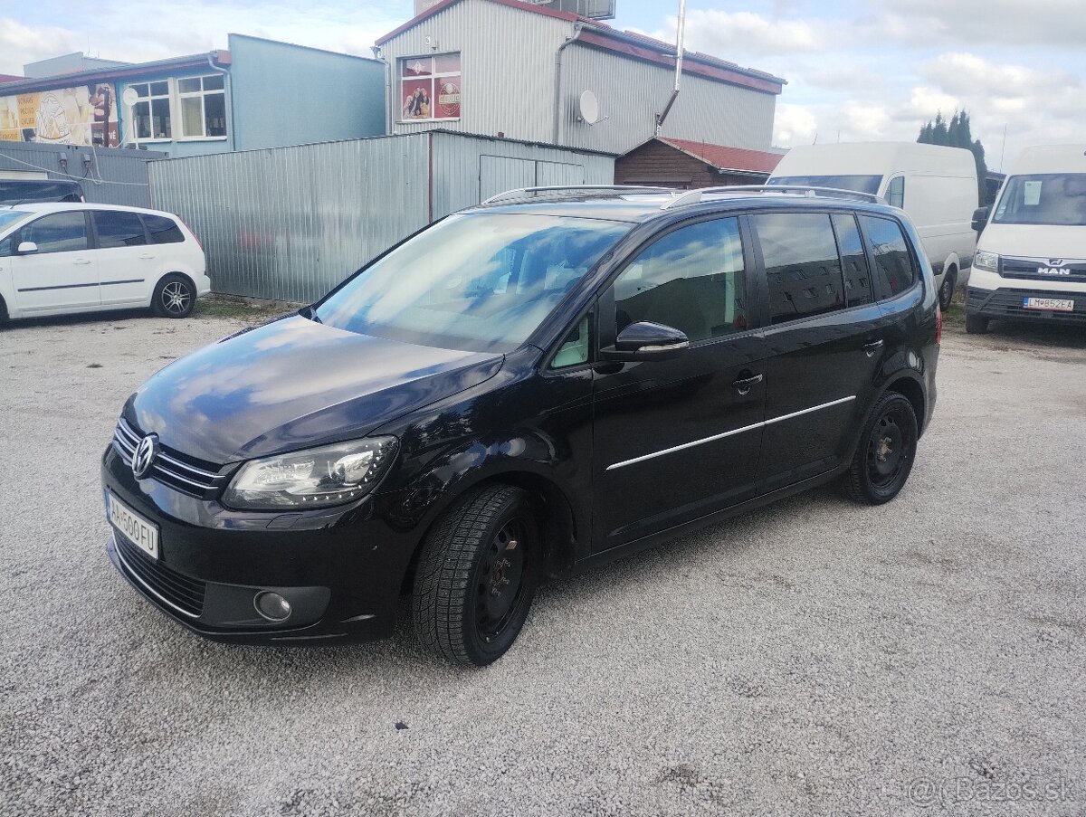 Volkswagen Touran 2.0 TDI Highline - 7