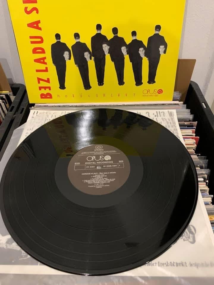 LP. BEZ LADU A SKLADU - 7