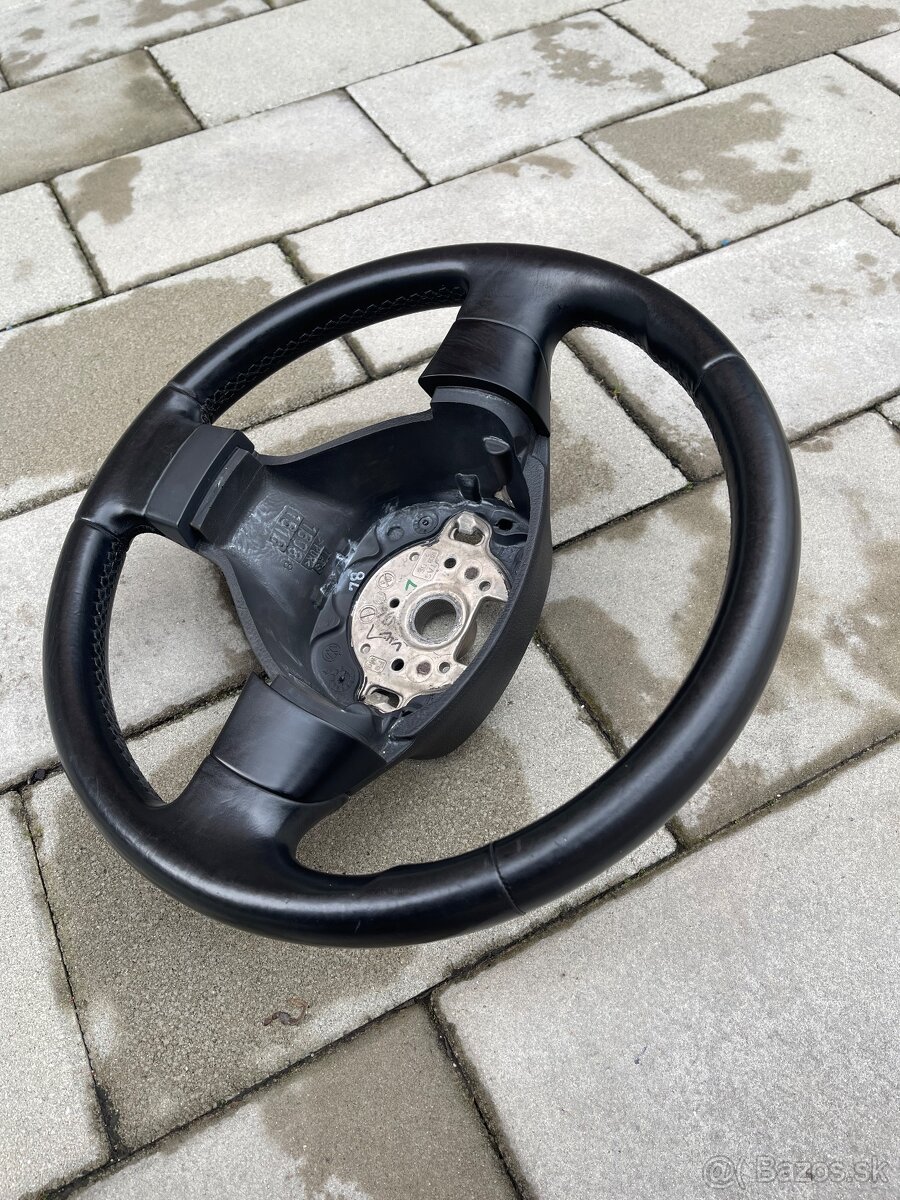 Trojramenny volant VW Passat,Golf,Touran - 7