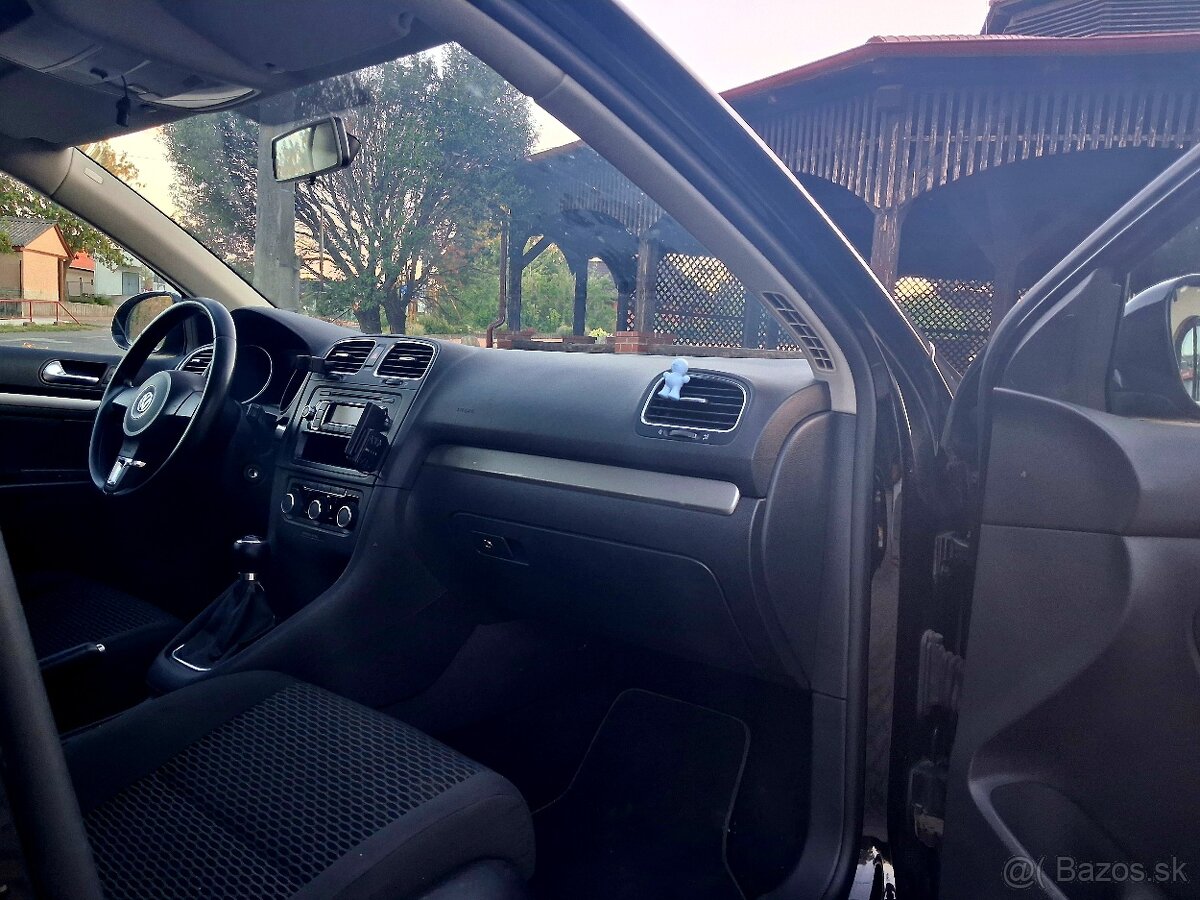 Volkswagen Golf 1.6 TDI - 7