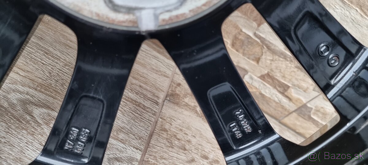 Predám Orginal VW SINGAPORE elektrony 5X112 R17 - 7