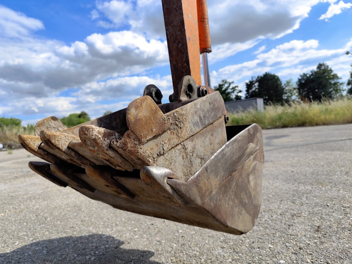 Minibáger Hitachi FH15. 2x lyžica - 7