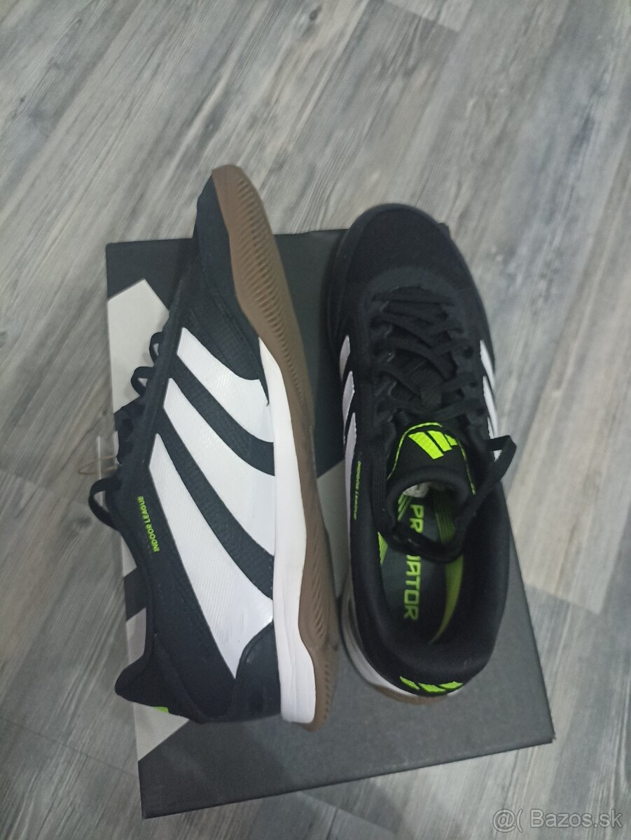 Adidas Predator halovky - 7