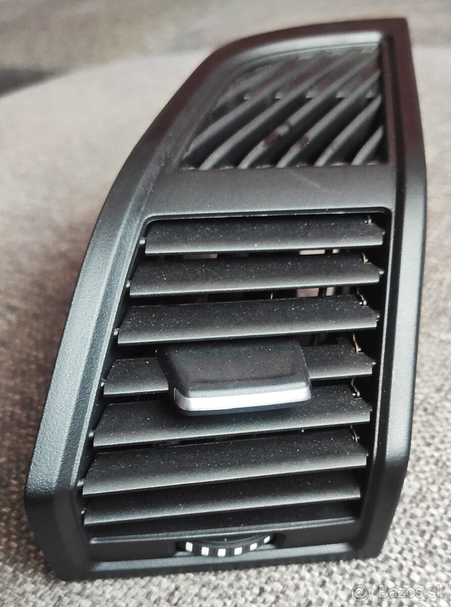 výduch klimatizácie na BMW - 7