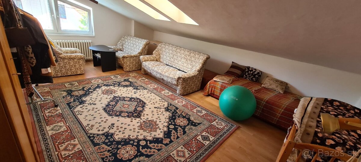 Priestranný rodinný dom v Bratislave - 7