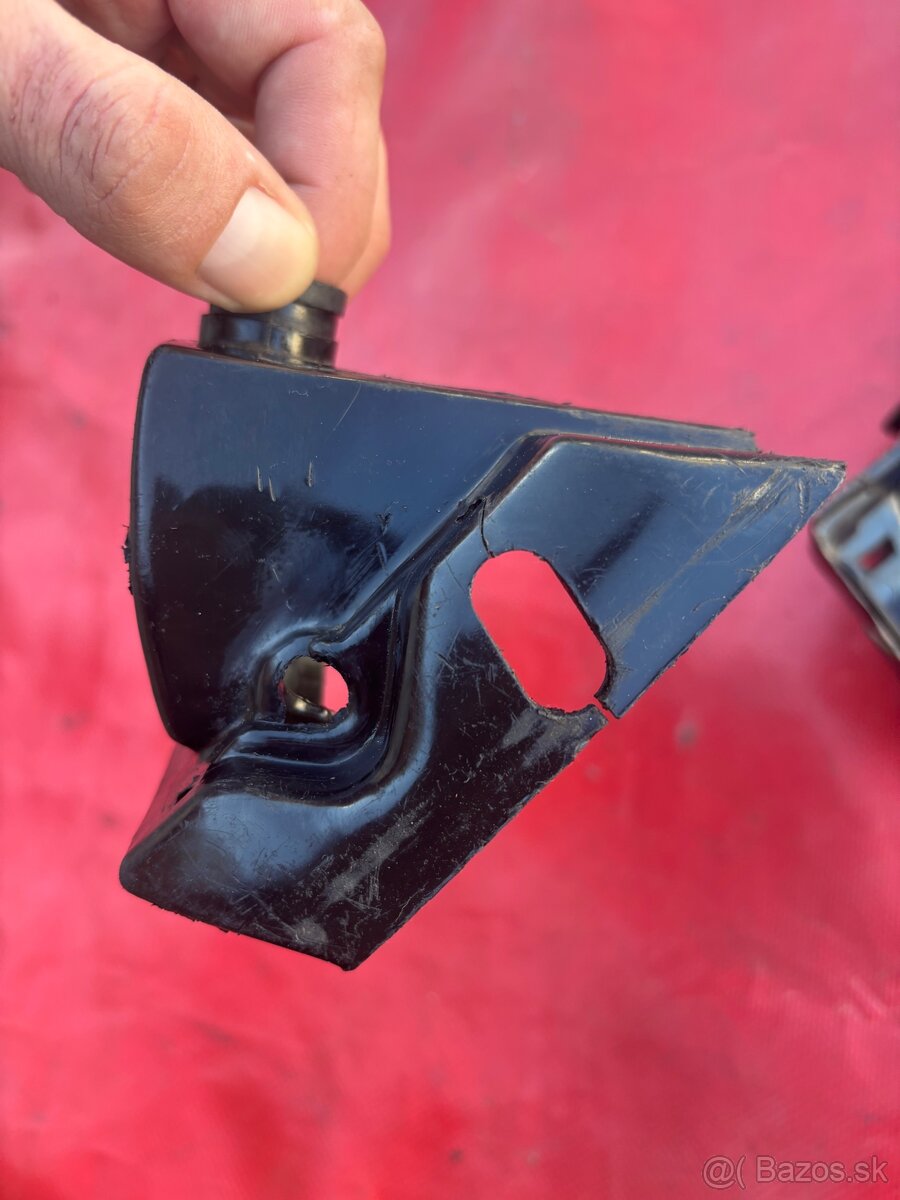 Babetta 207 kryt karburatora - 7