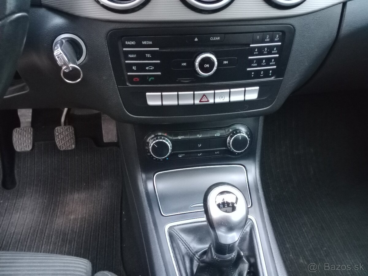 Mercedes B  2017 - 7