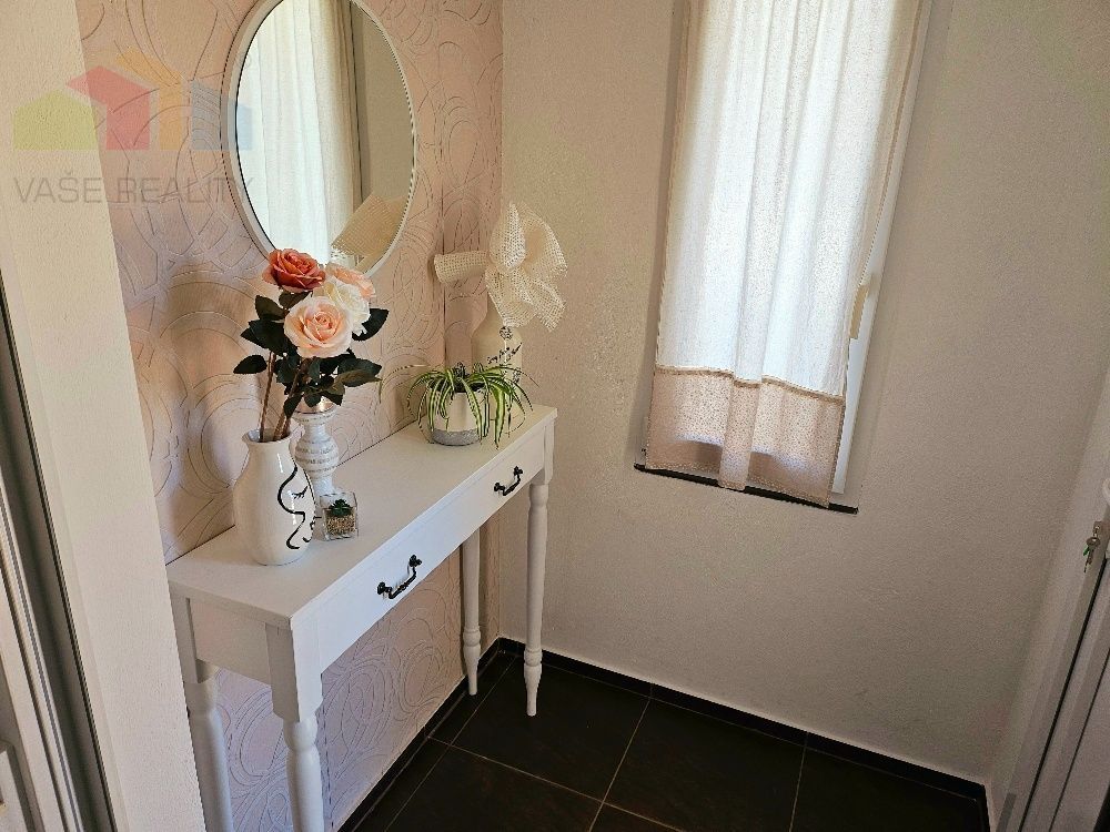 RODINNÝ DOM - PODLUŽANY - 4 IZBOVÝ -148 M2 NA POZEMKU 1049 M - 7