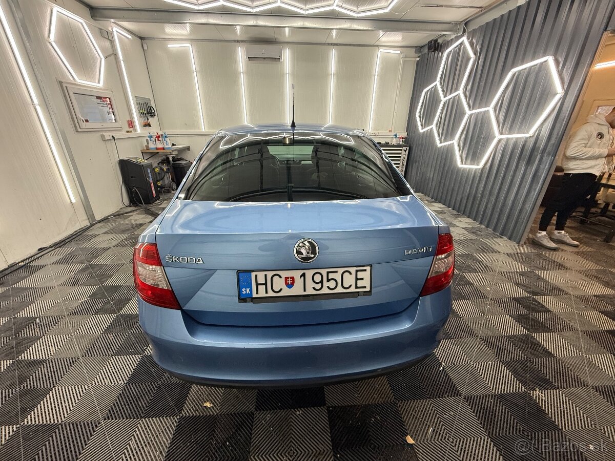 Skoda rapid 1.6tdi sedan - 7