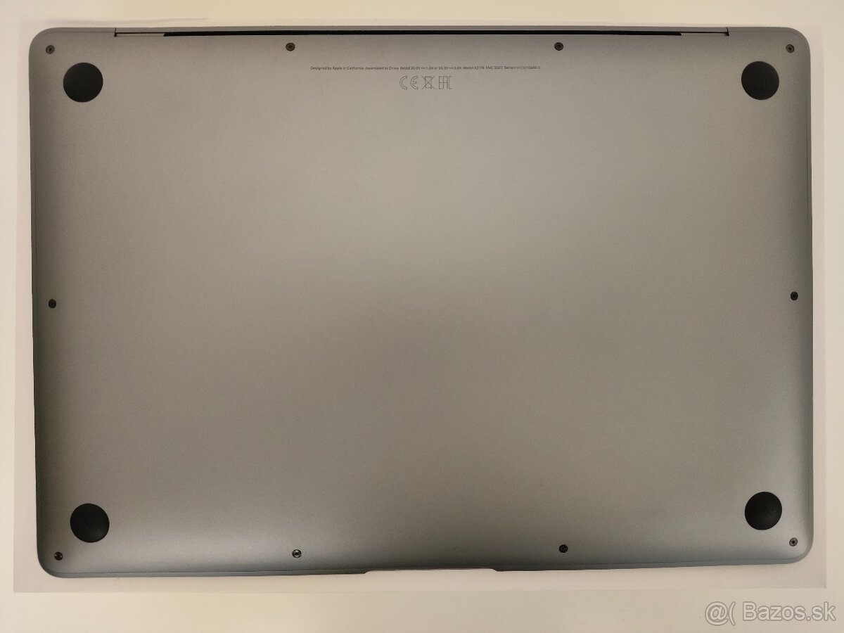 MacBook Air 2020 | i7 • 8GB • 256GB SSD - 7