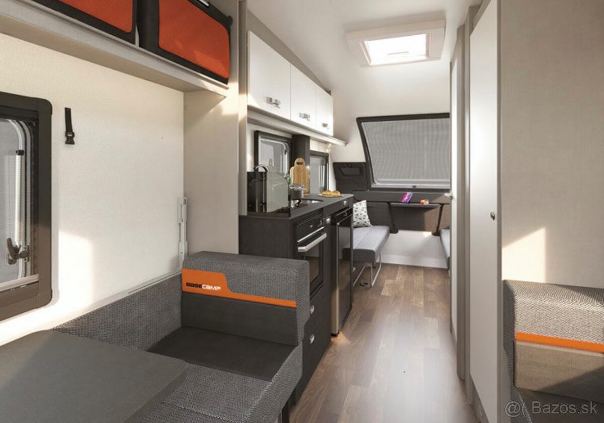 Expediční anglicky karavan Swift Basecamp 6 r.v 2022 - 7