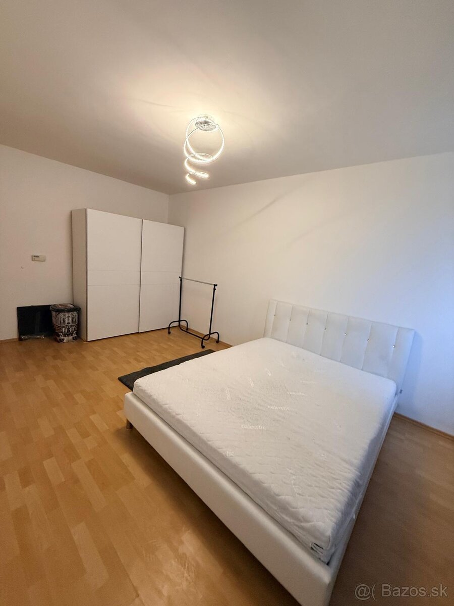 2i byt Trnava - A. Žarnova 13/A - 7