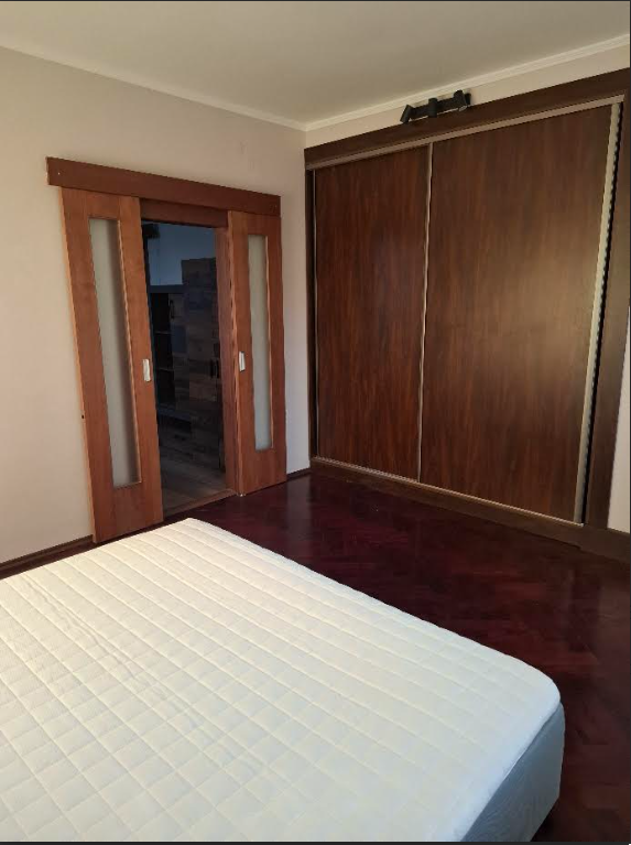 ponúkam na prenájom dvojizbový byt s loggiou - 7