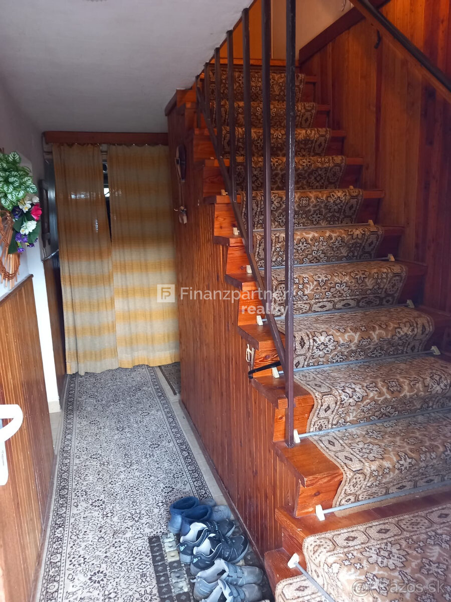 Znížená cena Poschodový rodinný dom v obci Kováčová - 7