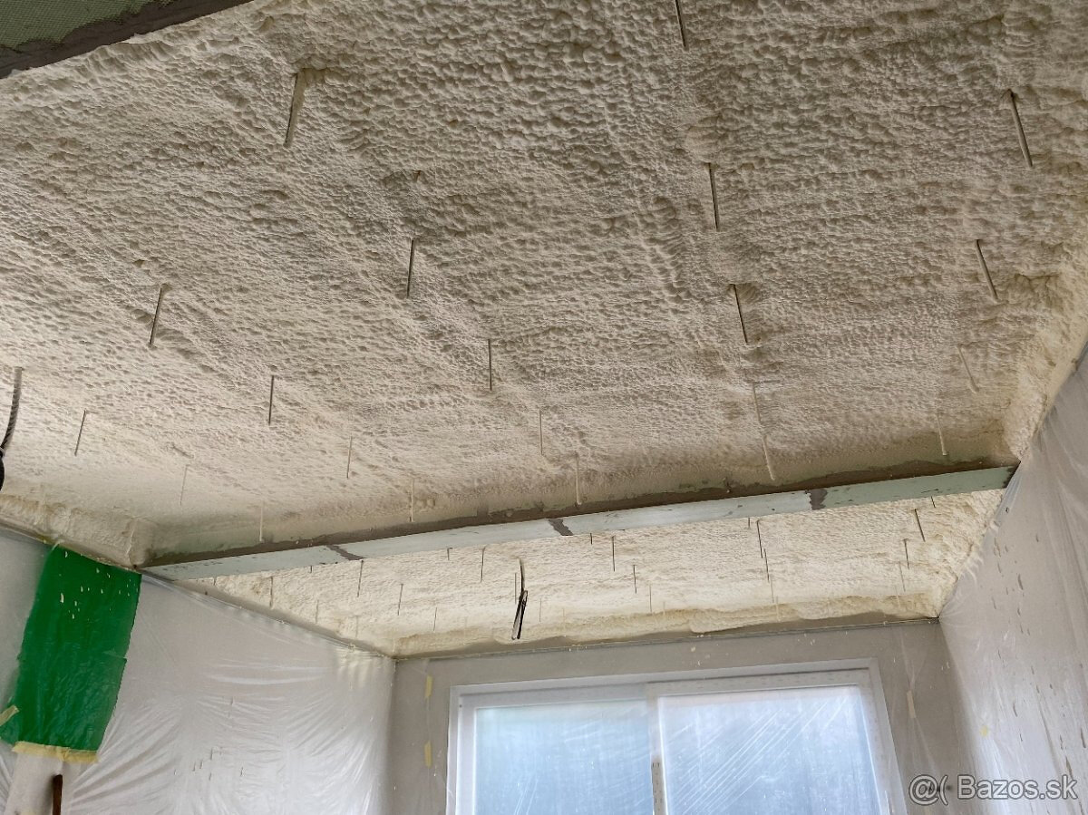 OBNOV DOM striekana fukana pena zateplenie strechy Anhydrit - 7