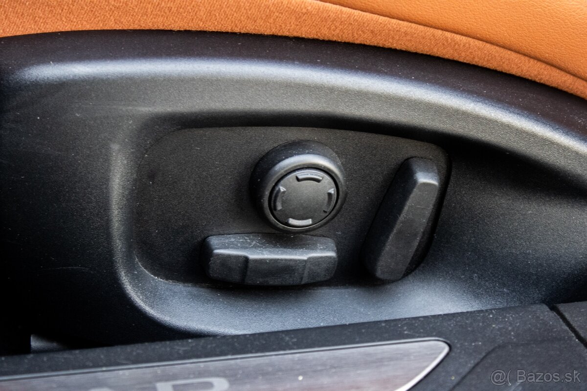 Jaguar XF 3.0D TDV6 - 7