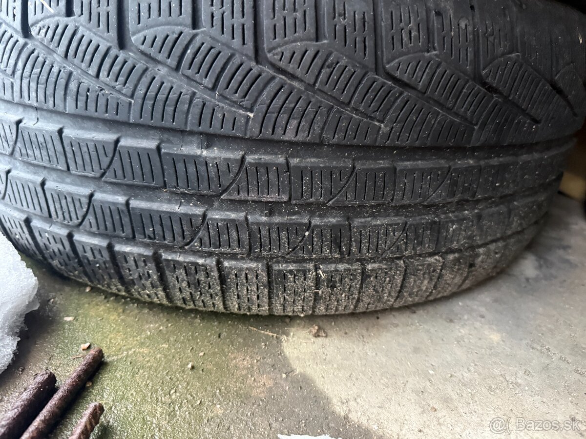 PIRELLI 2KS 245/40 R20 SOTTOZERO 3 5,5mm - 7