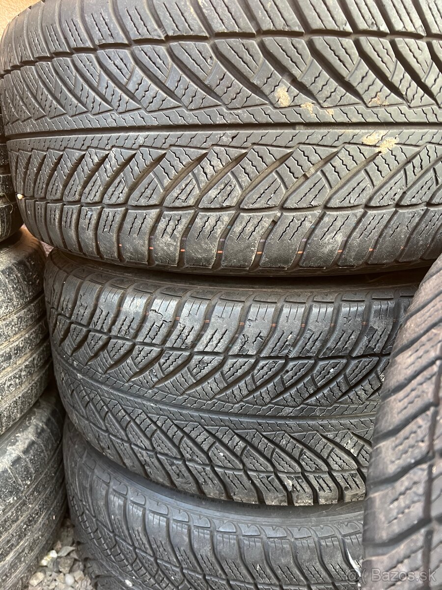 245/45 R18 5x120 - 7