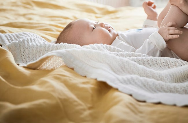 Jednoduchá pletená prikrývka, 90x82 cm - 7