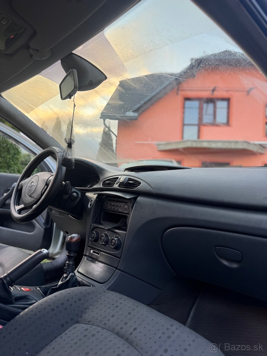 Predam Renault Laguna - 7