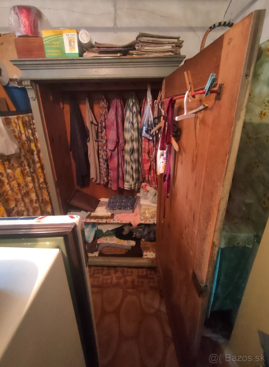 Retro skriňa z masívu - 7