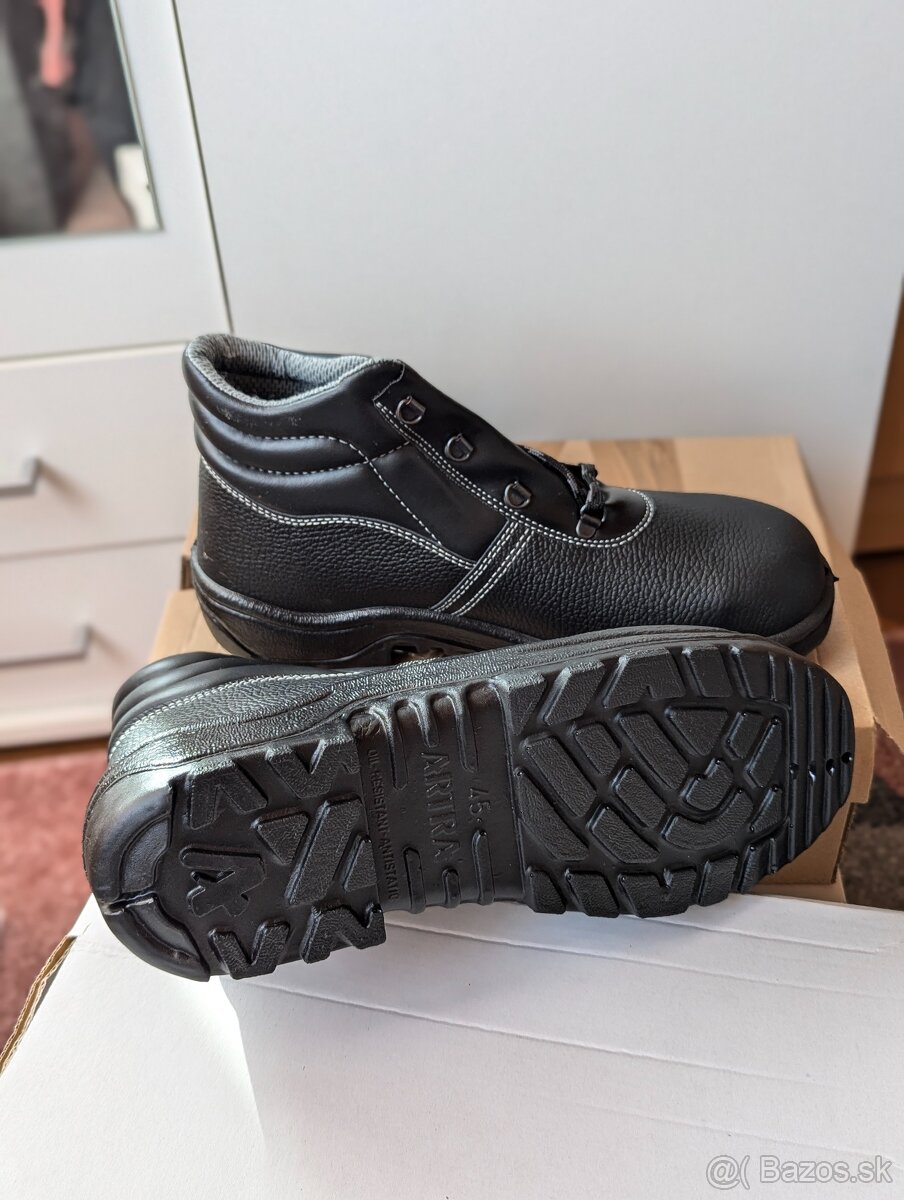 Bezpečnostná obuv - zimná aj celoročná - 7