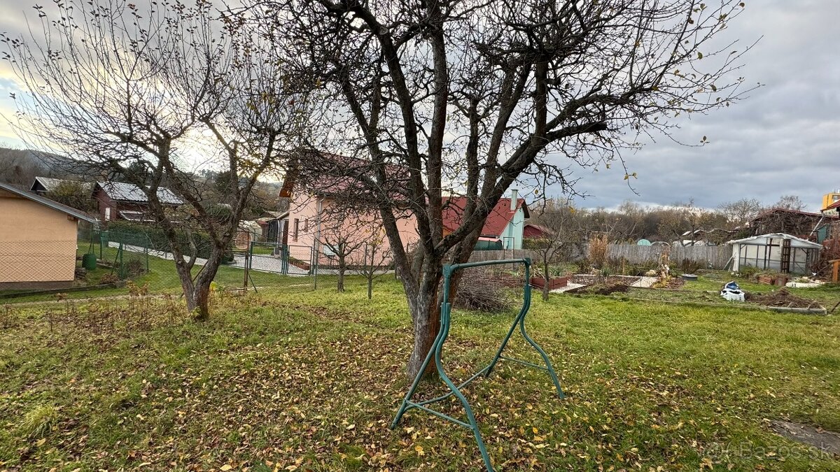 Záhradka s chatkou - sídlisko Tarča - 7