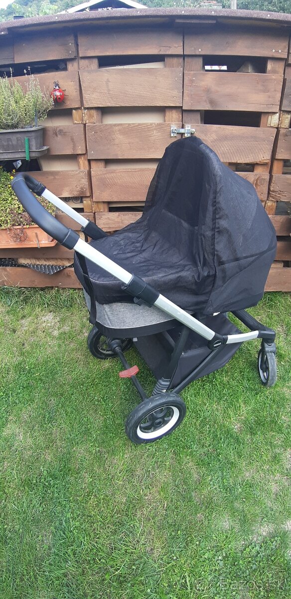 kočík Thule Sleek set - 7