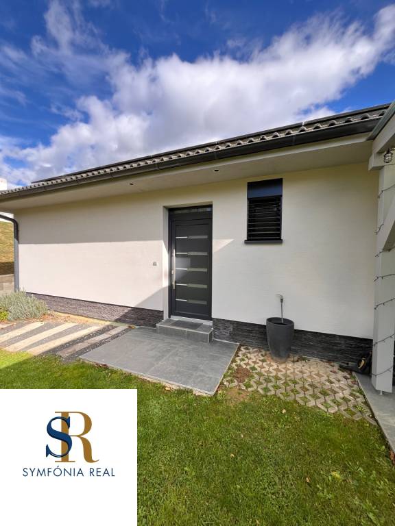 Moderný 4izbový rodinný dom s veľkým pozemkom a fotovoltaiko - 7