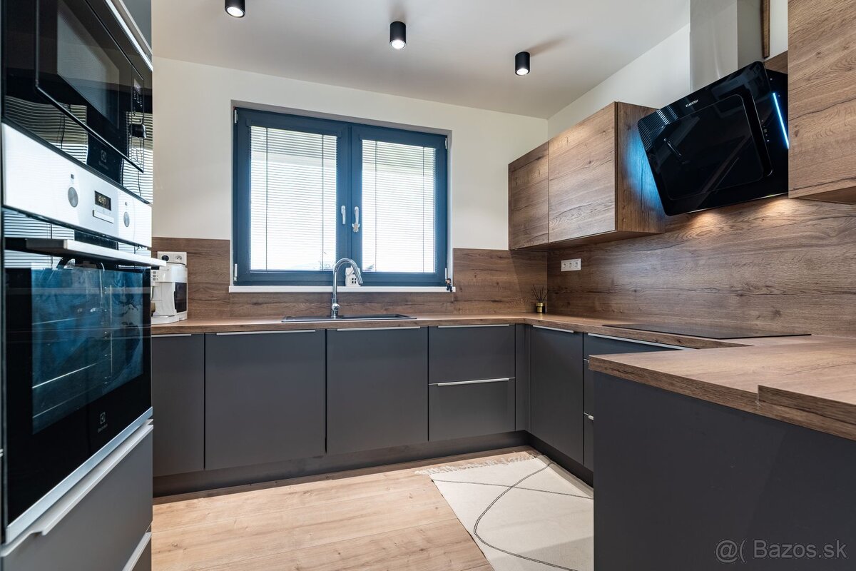 NA PREDAJ NOVOSTAVBA RODINNÉHO DOMU V OBCI GYŇOV - 7