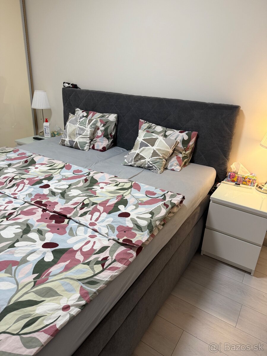 Manželská postel - 7