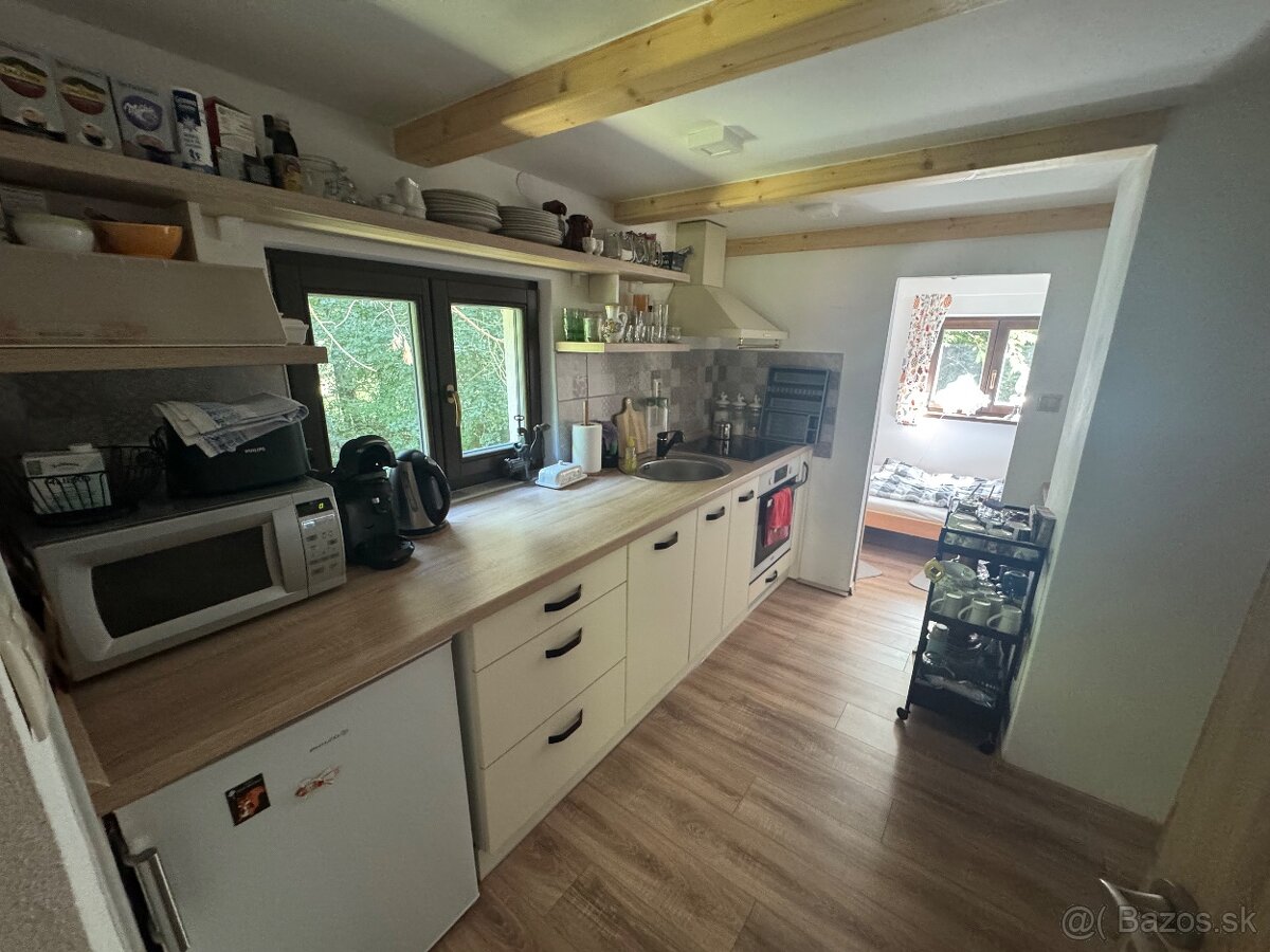 Predám zrekonštruovanú chatu na Duchonke - 7