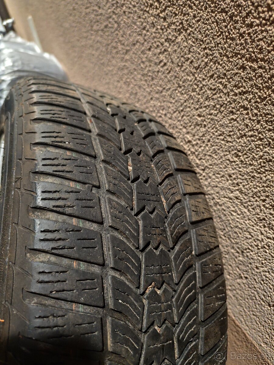 Zimná sada Škoda Superb 17" Helios disky s pneu Sava Eskimo - 7
