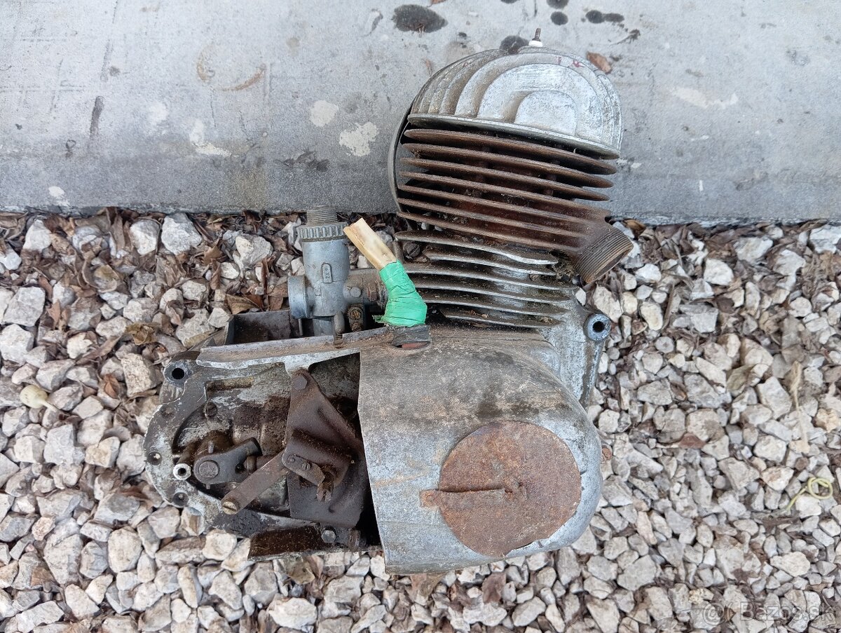 Predám motor na čz 175/501,502,505 skúter, prasa - 7