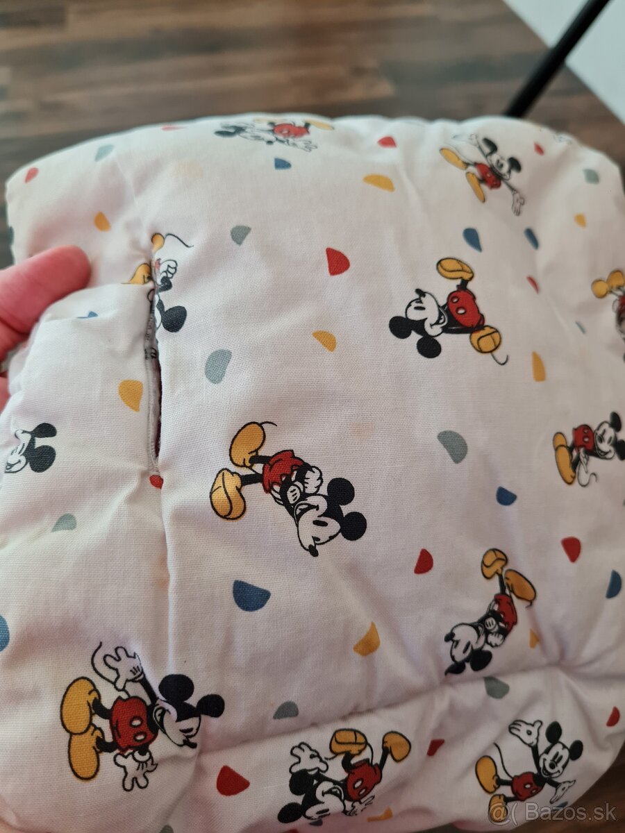 STOKKE TrippTrapp CUSHION-text.podsedák(1+1zdarma) - 7