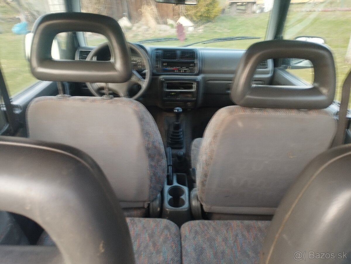 Suzuki Jimny 1.3 59kw bez Tp ŠPZ - 7