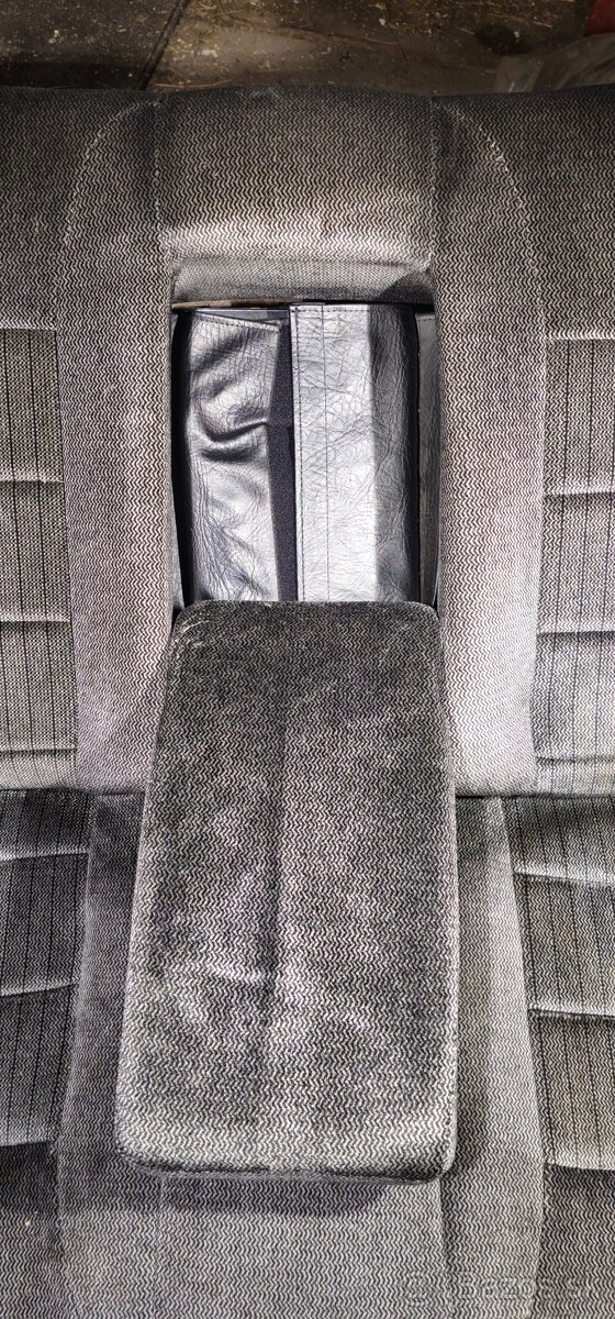 Sedačky + tapacíre jetta mk2 - 7