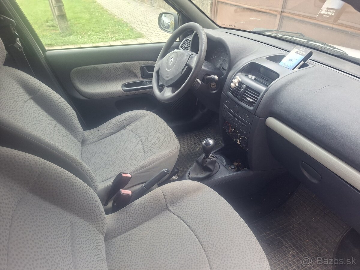 Predám Renault clio - 7