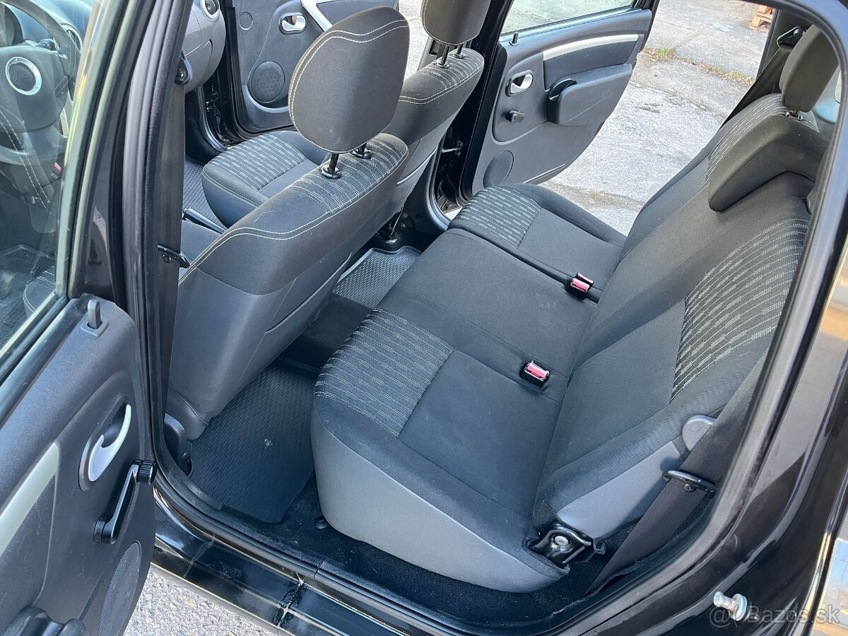 Dacia Logan 1.5dCi combi - 7