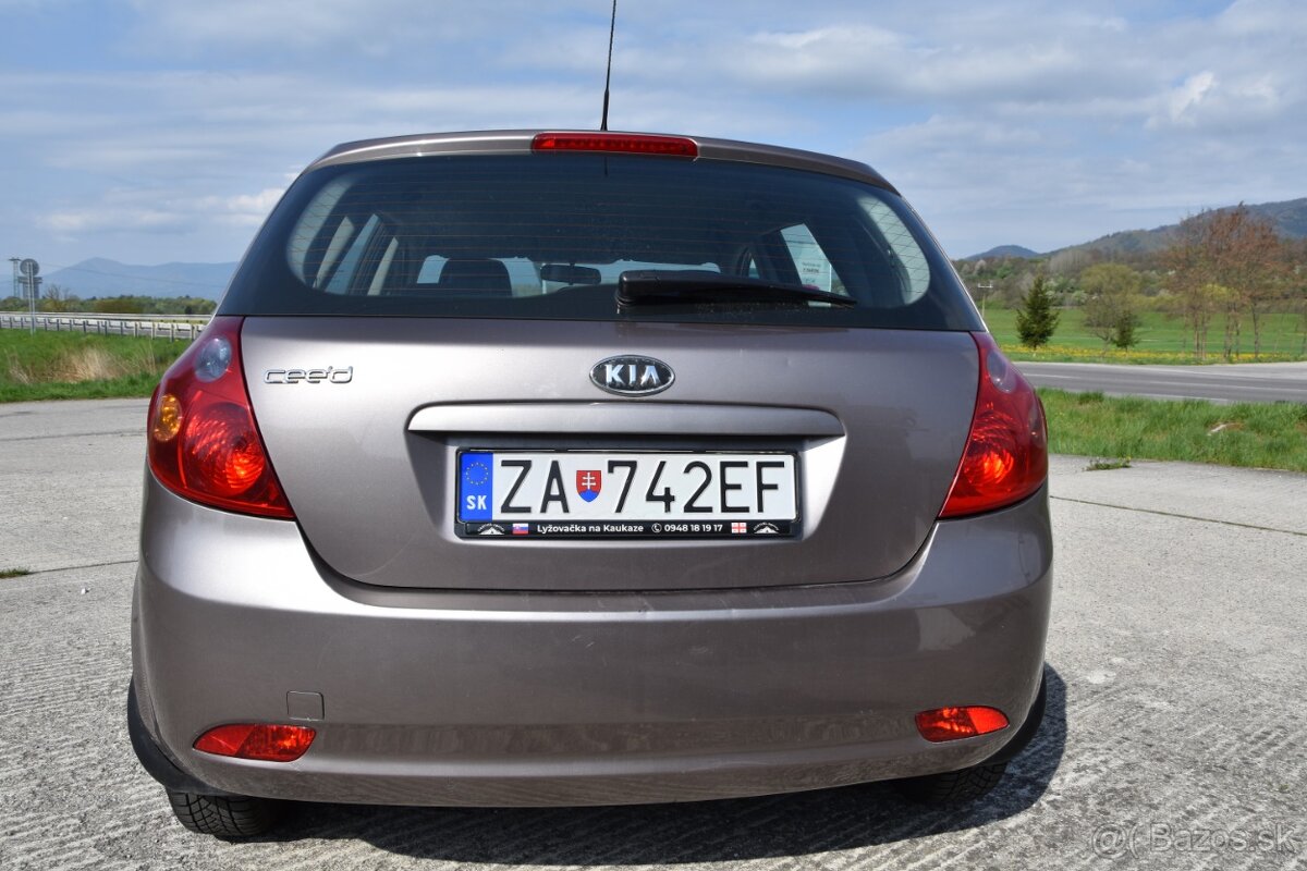 Kia Ceed SW 1.6 CRDi - 7
